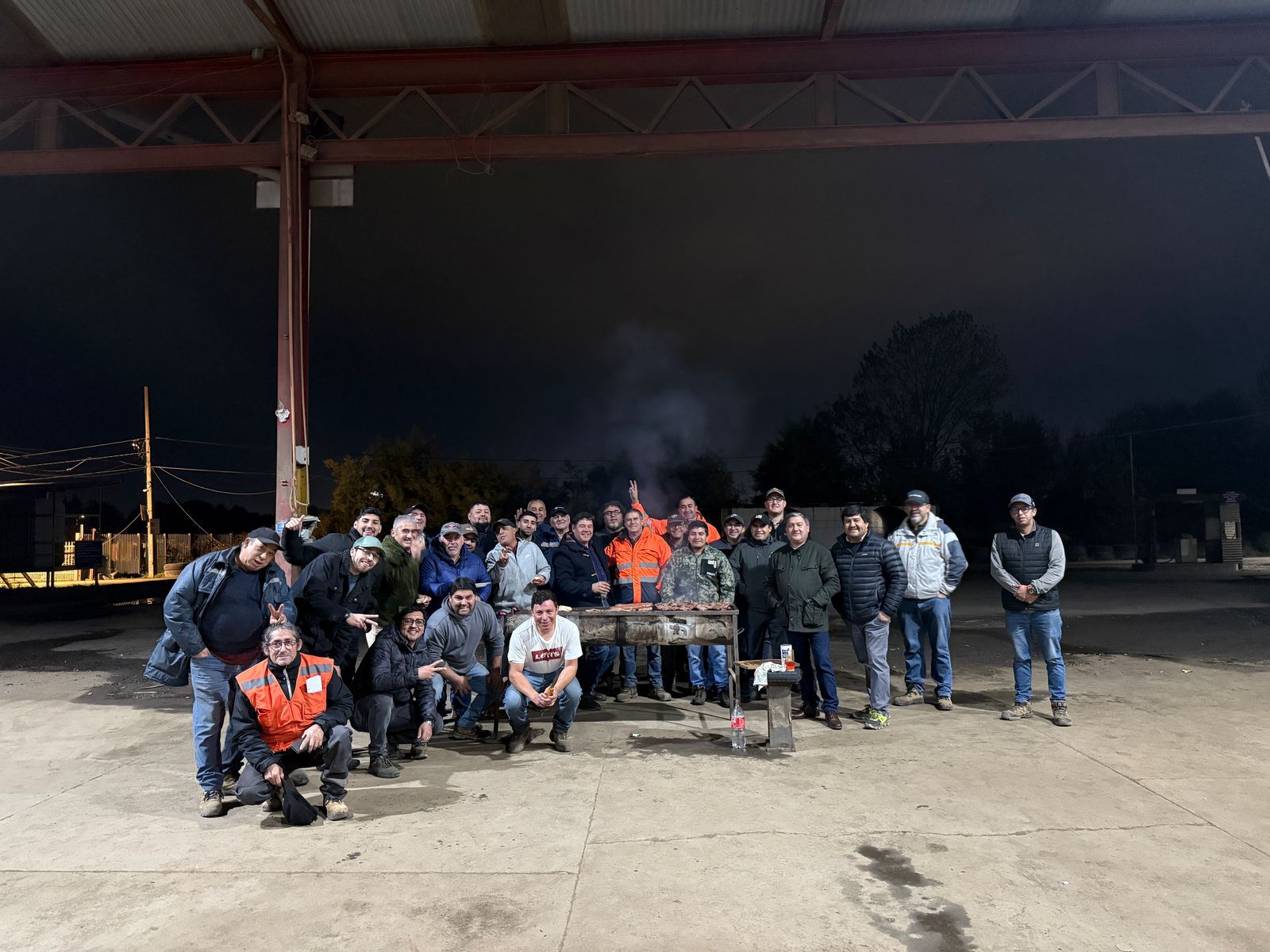 Nuestro equipo y colaboradores 2